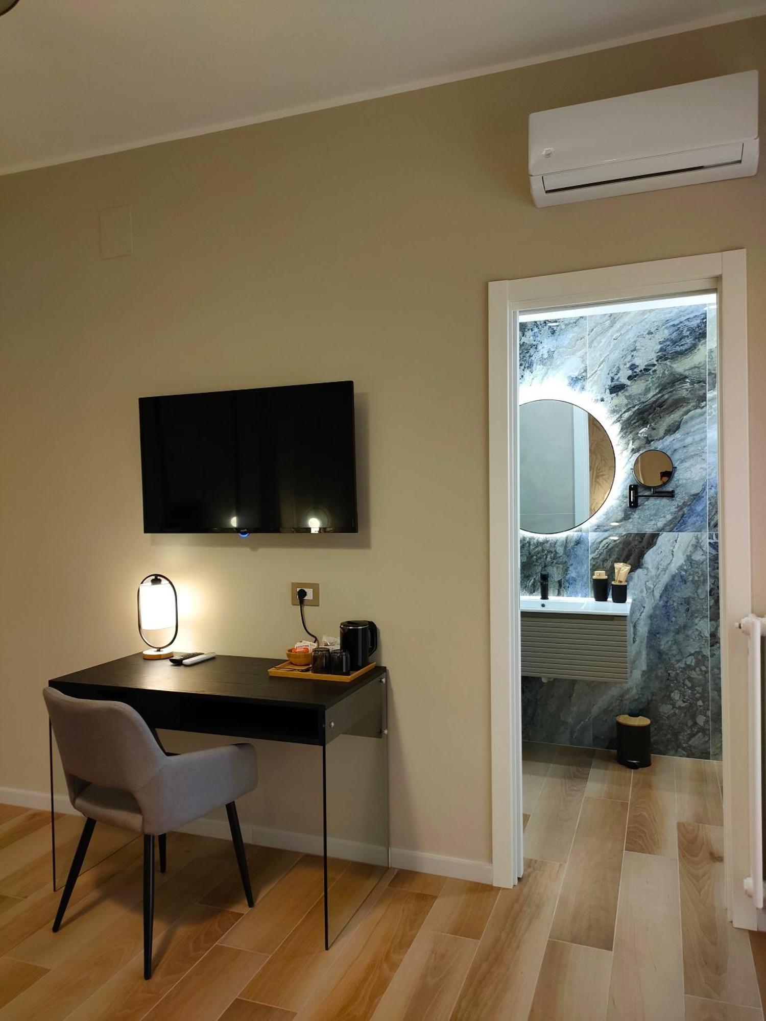 Agape Charme Rooms Bari Exterior foto